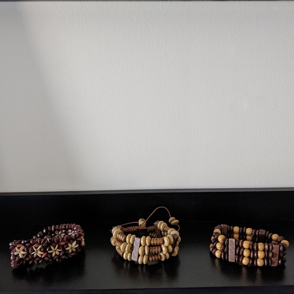 Boho Style Jewelry Wood Necklace + Bracelets - 4 pieces of Accessories NEW - Picture 3 of 5